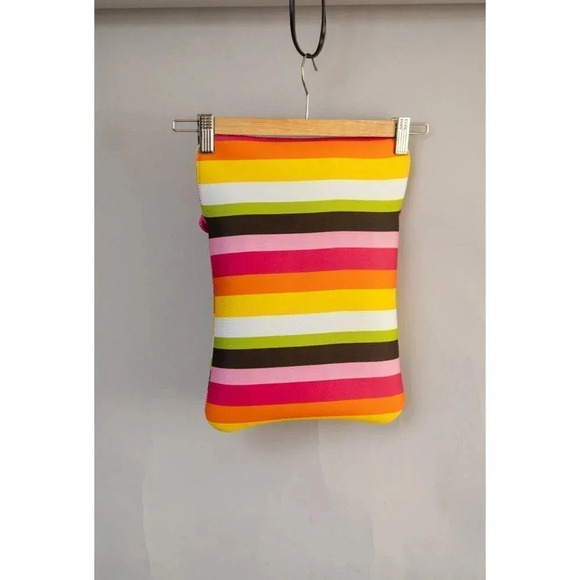 MacBeth Reversible Neoprene laptop sleeve - Picture 5 of 5